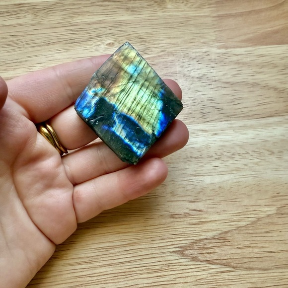 Iridescent Labradorite Slab - Picture 3 of 6